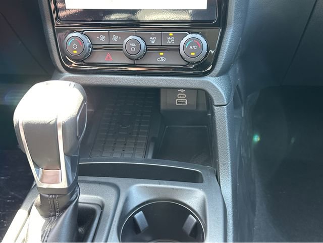 New 2025 Ford Ranger XLT w/ Equipment Group 301A High image 28