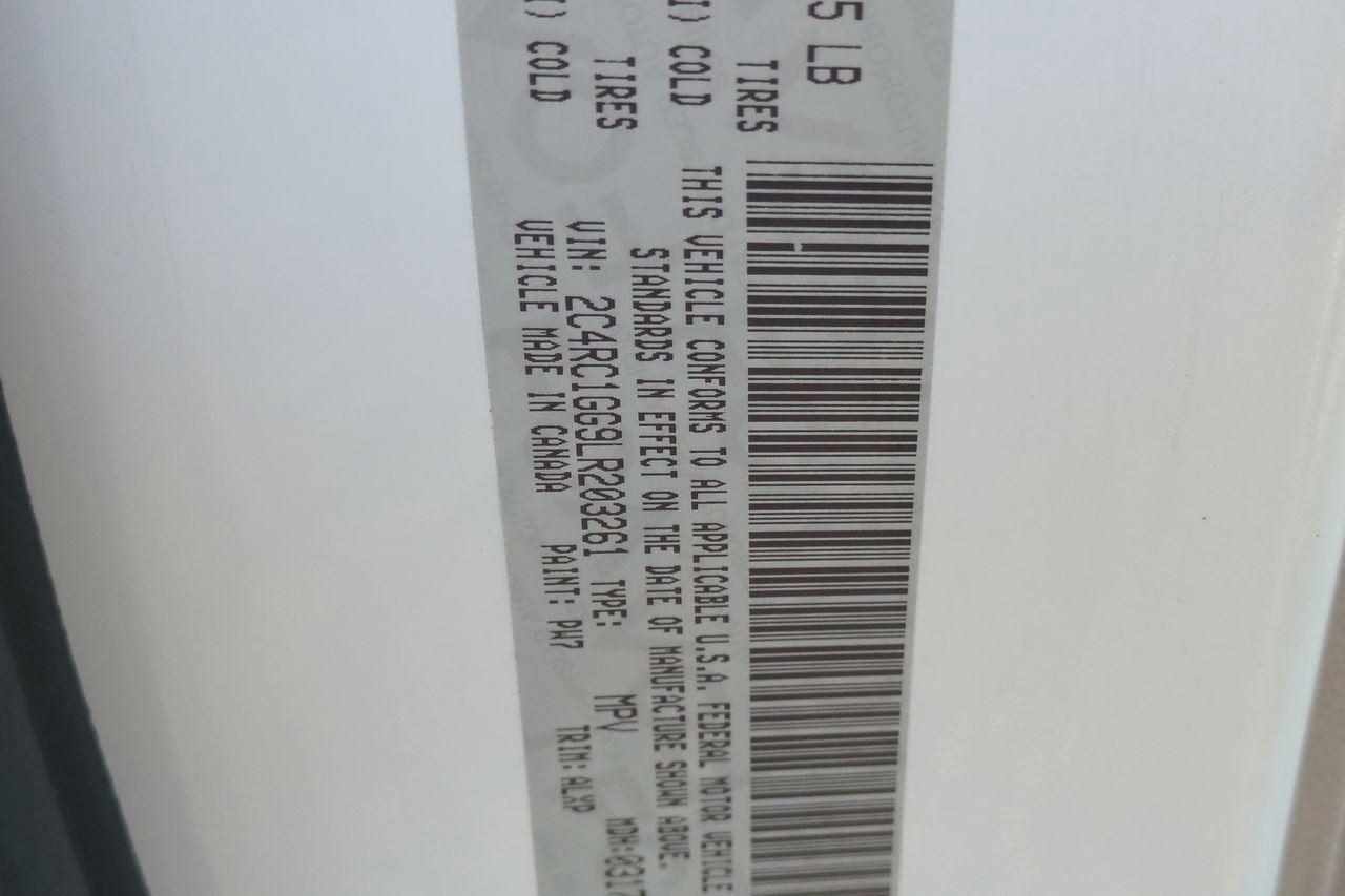 Used 2020 Chrysler Pacifica Limited w/ Tire & Wheel Group image 30