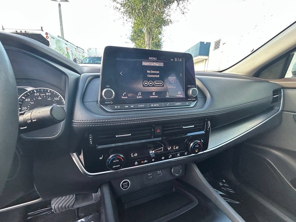 Used 2022 Nissan Rogue SV w/ SV Premium Package FWD image 13