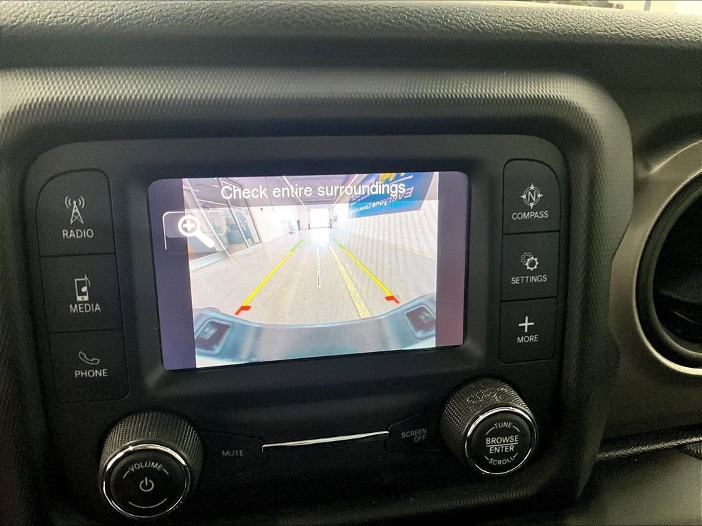 Used 2021 Jeep Gladiator Sport AWD/4WD image 19