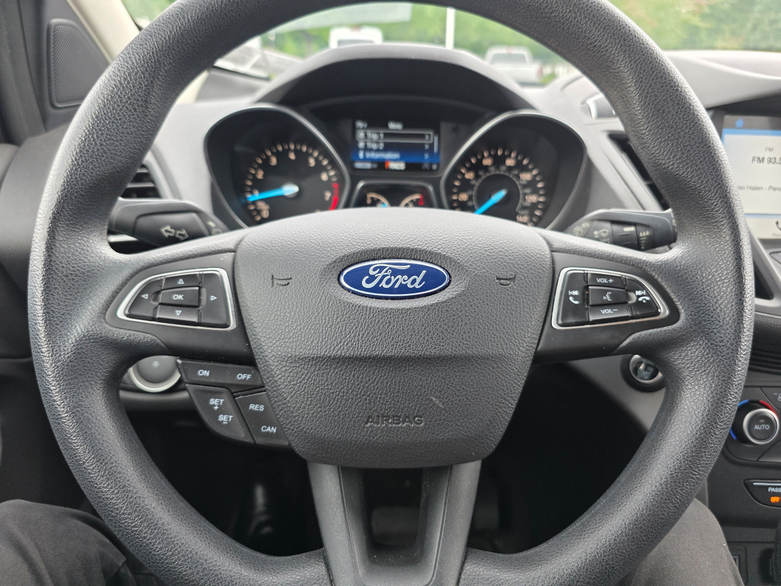 Used 2019 Ford Escape SE AWD/4WD image 11