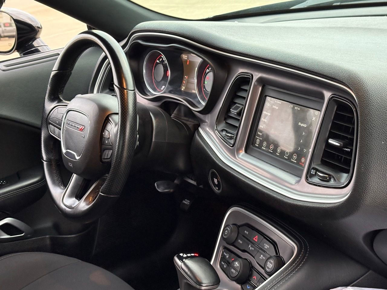 Used 2022 Dodge Challenger GT image 35