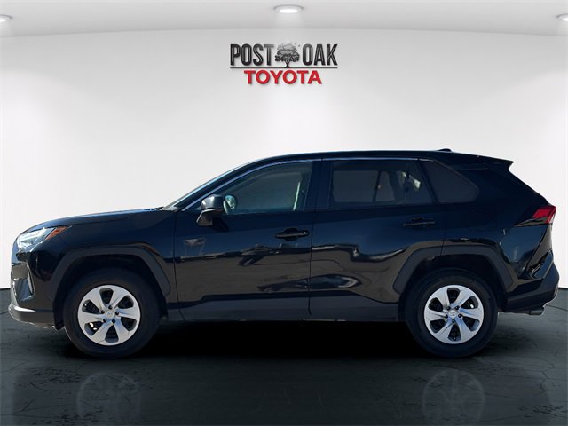 Used 2024 Toyota RAV4 LE image 4