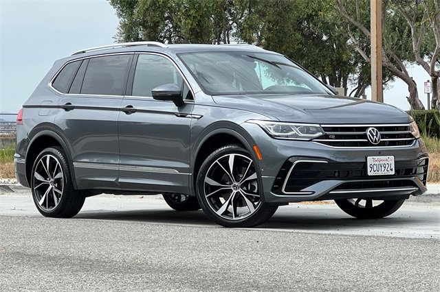 Used 2022 Volkswagen Tiguan SEL R-Line