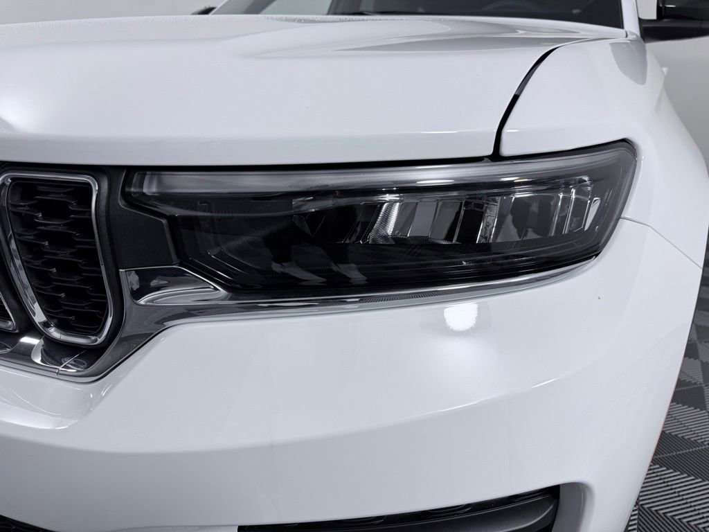 New 2025 Jeep Grand Cherokee Laredo X image 19