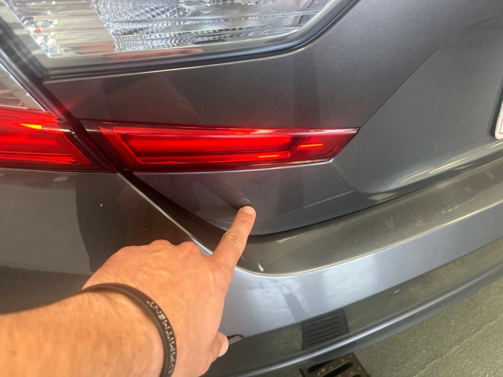 Used 2020 Honda Accord Touring image 9