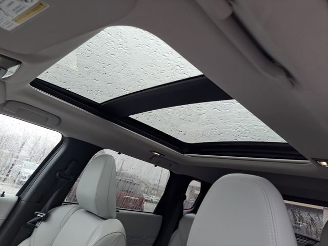 Used 2025 Mitsubishi Outlander SEL AWD/4WD image 6