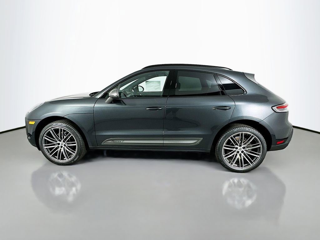 New 2025 Porsche Macan Turbo image 2