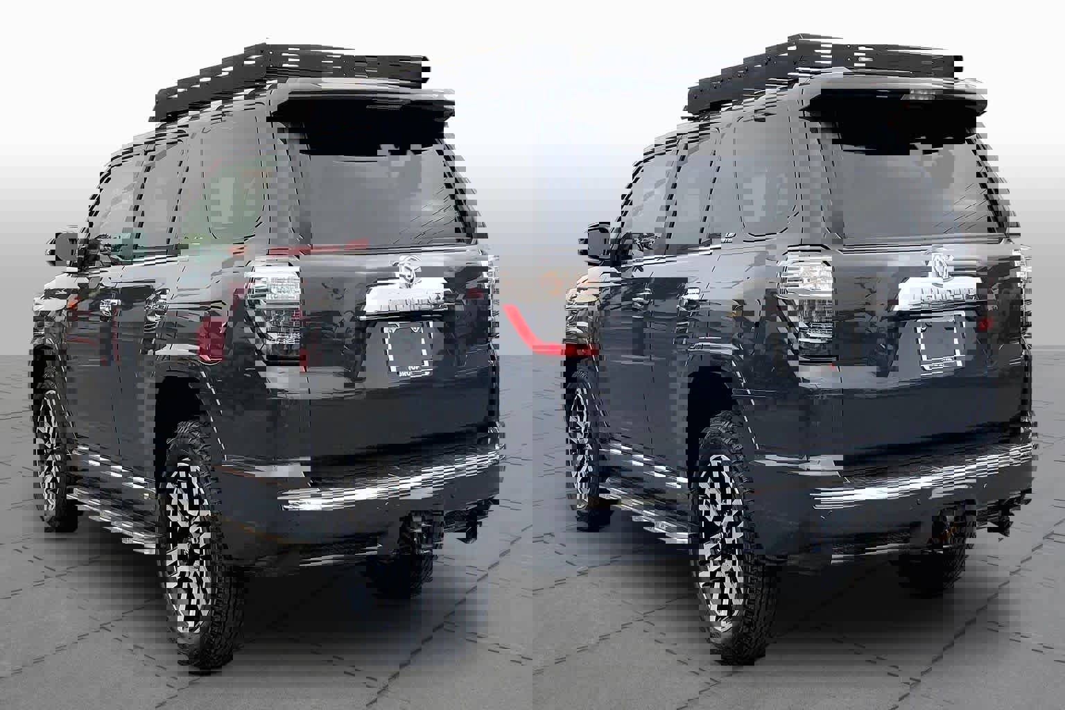 Used 2024 Toyota 4Runner Limited AWD/4WD image 12