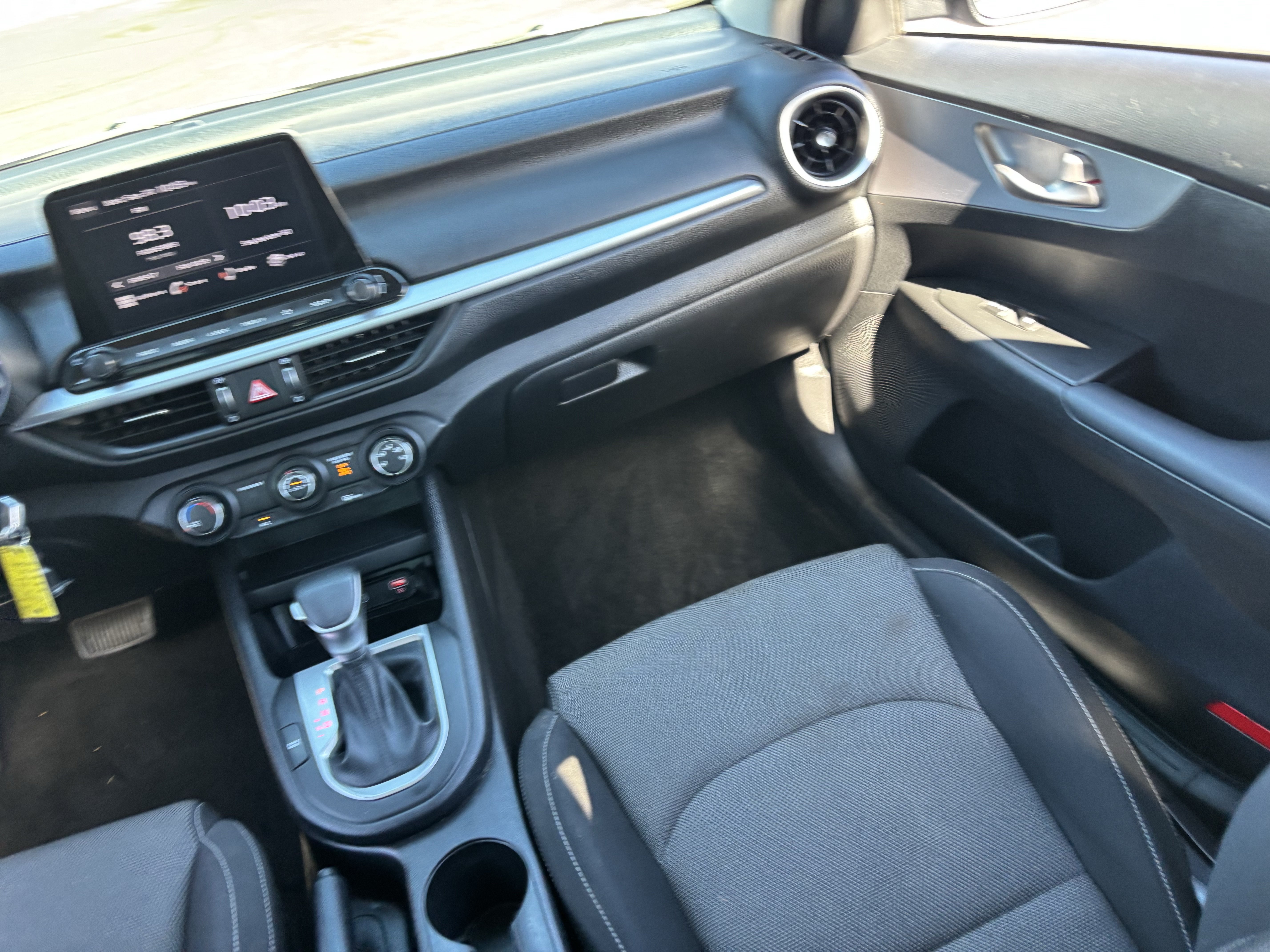 Certified 2024 Kia Forte LXS FWD image 14
