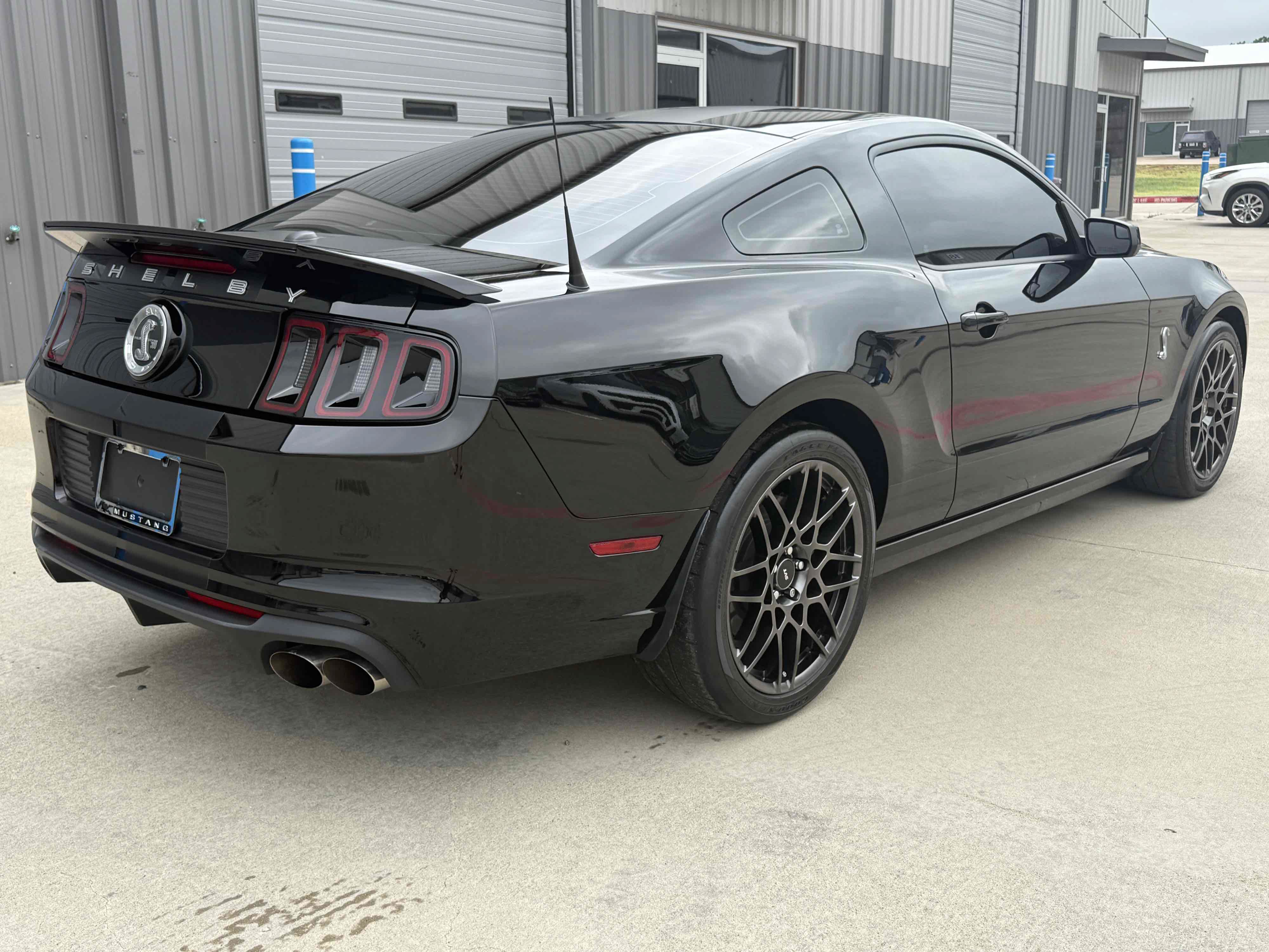 Used 2014 Ford Mustang Shelby GT500 w/ Equipment Group 821A RWD image 64
