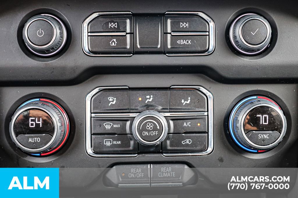 Used 2024 Chevrolet Tahoe LS AWD/4WD image 39