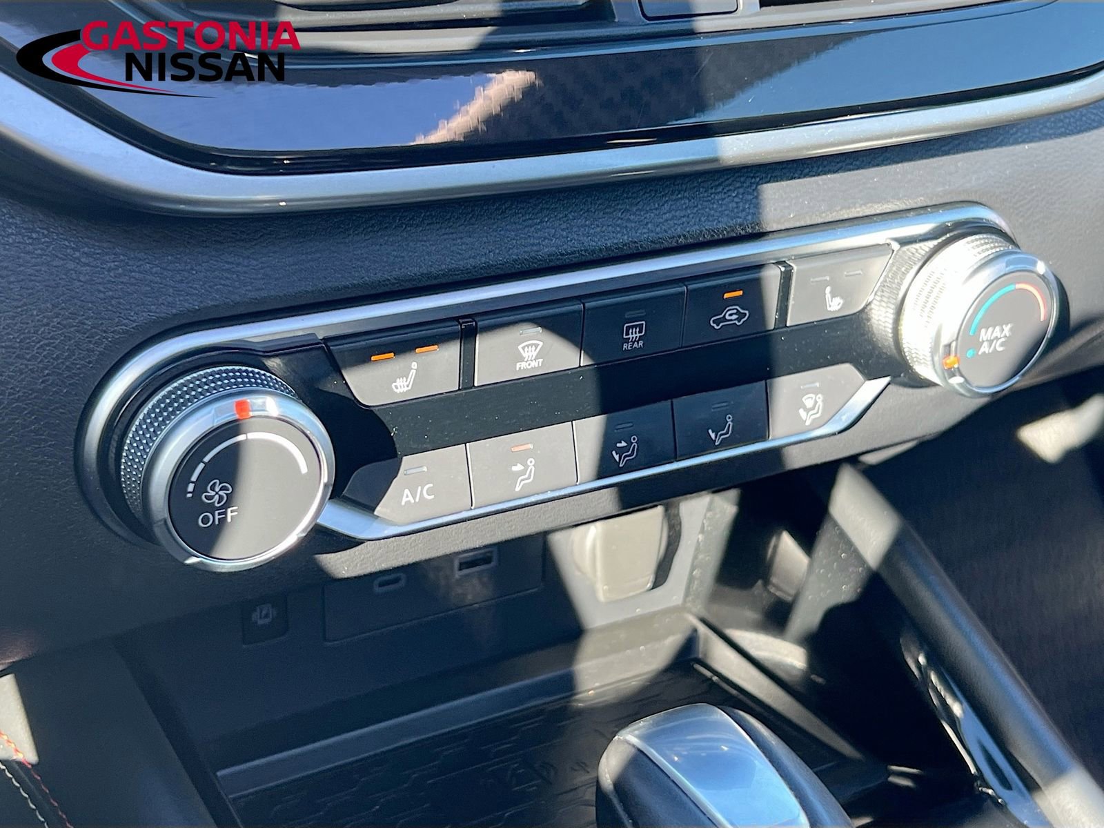 Used 2024 Nissan Altima 2.5 SR w/ SR Premium Package image 21