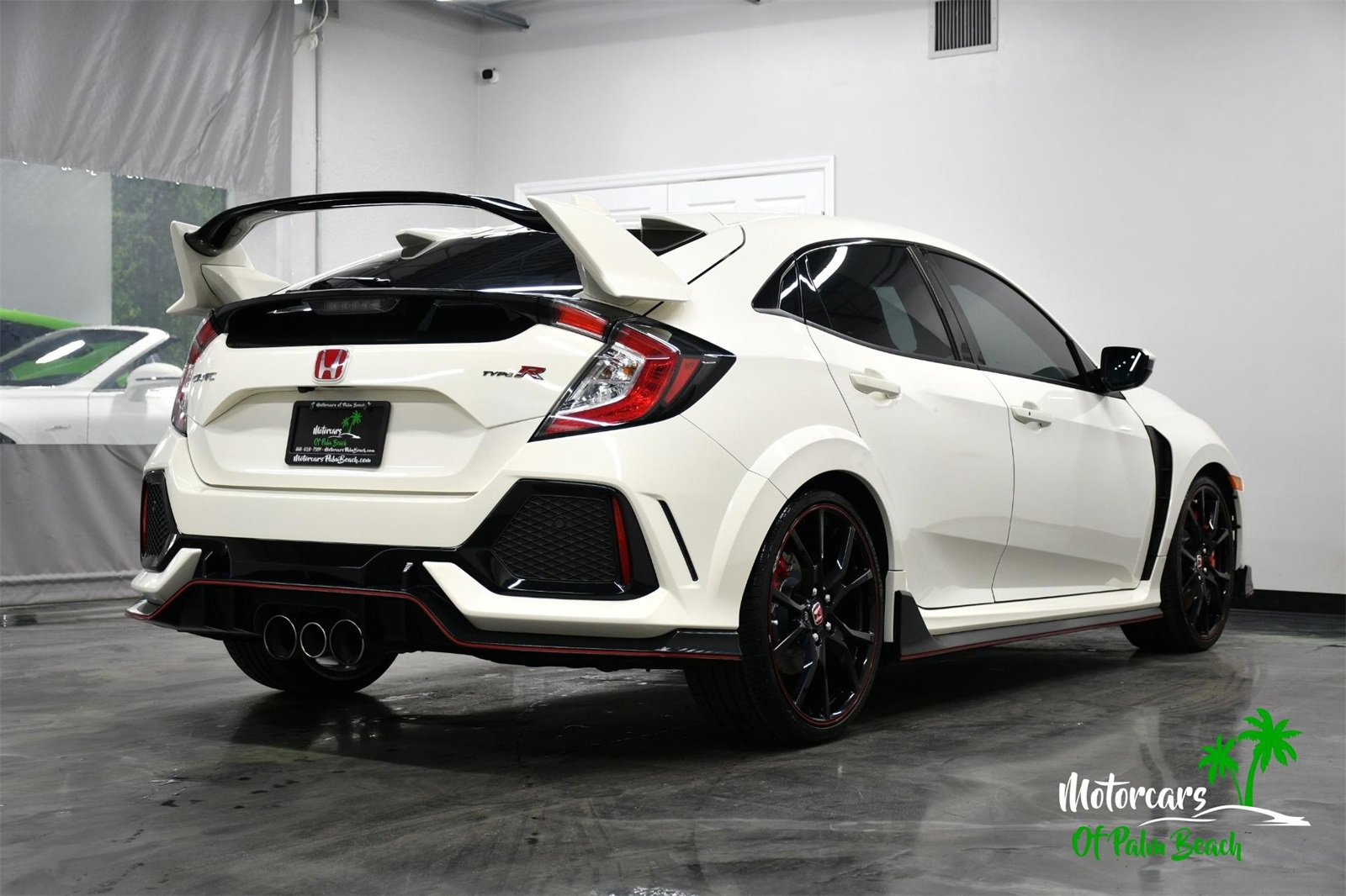 Used 2019 Honda Civic Type R image 9