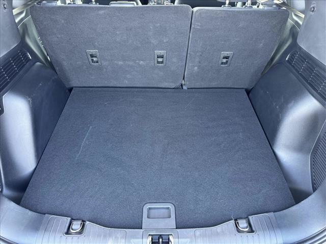 Used 2022 Ford Escape SE FWD image 16