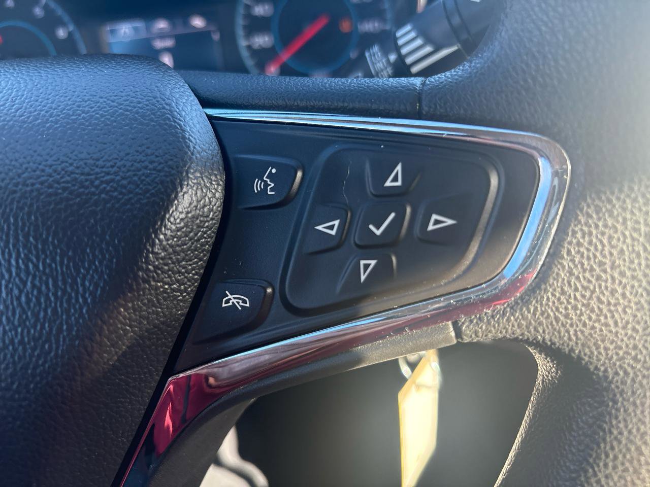 Used 2016 Chevrolet Cruze LT image 11