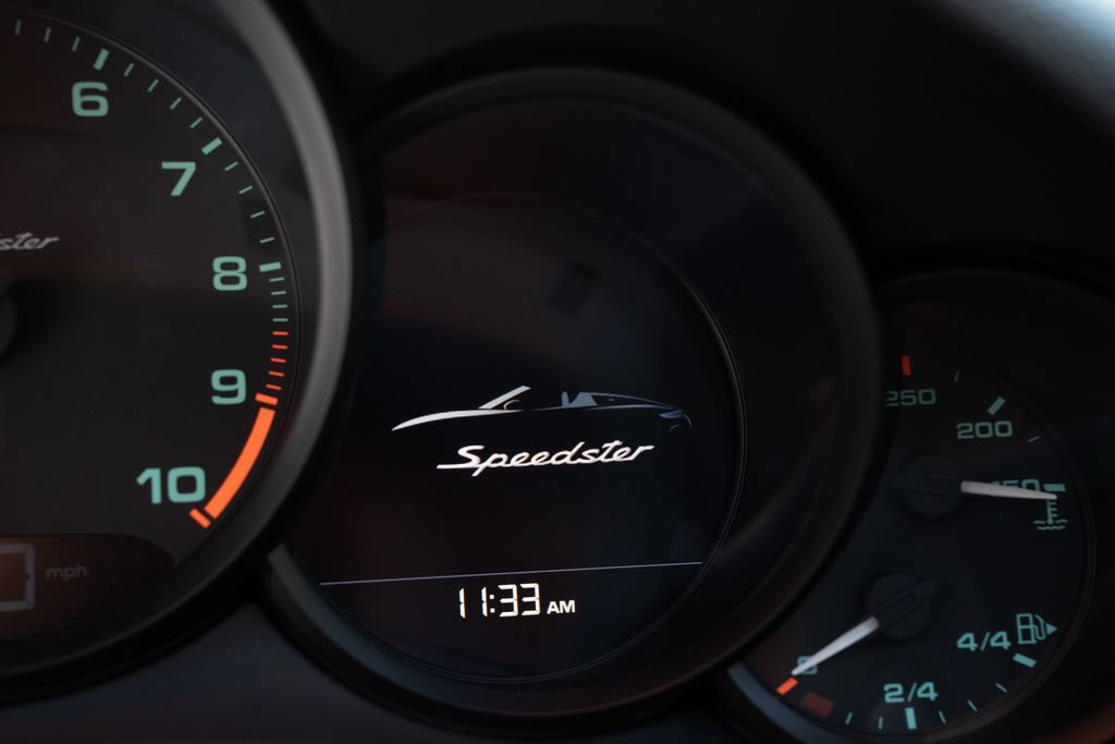 Used 2019 Porsche 911 Speedster RWD image 20