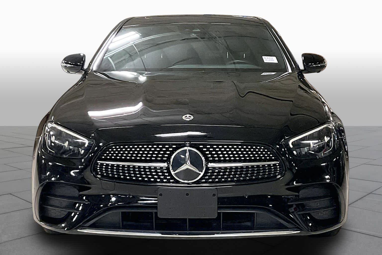 Used 2023 Mercedes-Benz E 350 Sedan image 3