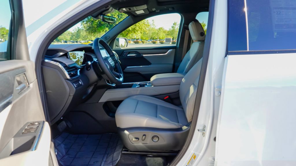 New 2026 GMC Acadia Elevation image 13