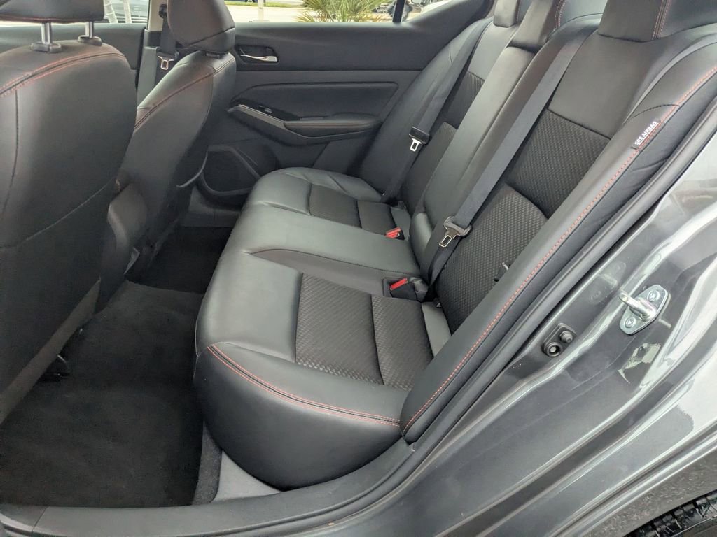 Used 2025 Nissan Altima 2.5 SR image 21