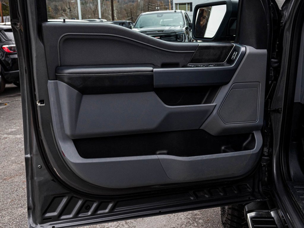 Used 2024 Ford F150 XLT image 11