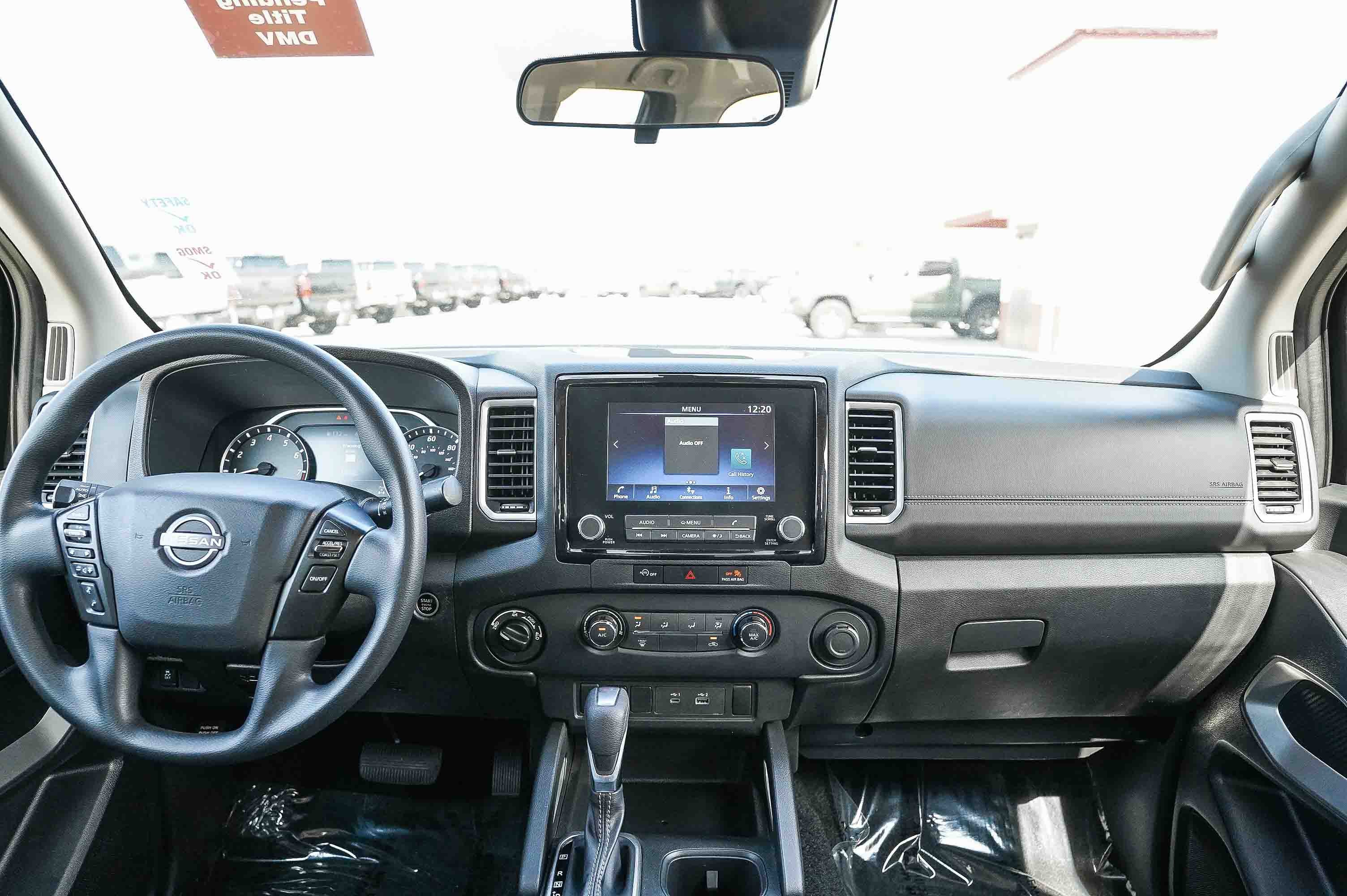 Used 2023 Nissan Frontier SV image 14