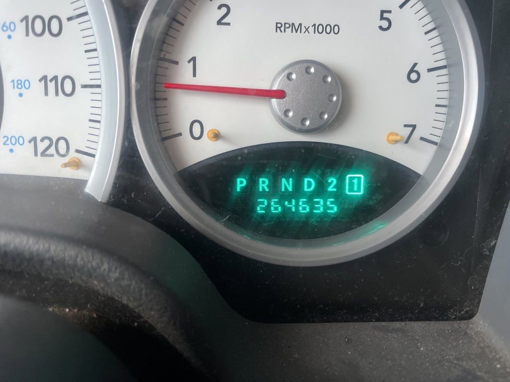 Used 2006 Dodge Durango SLT image 11