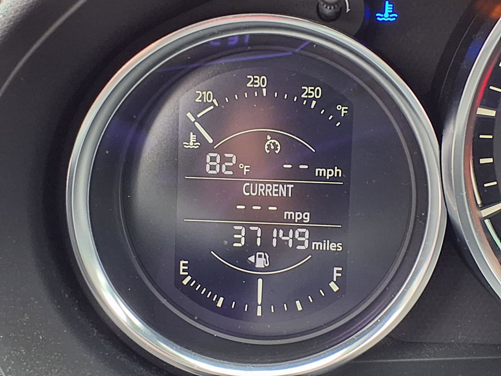 Used 2020 MAZDA MX-5 Miata Sport RWD image 4