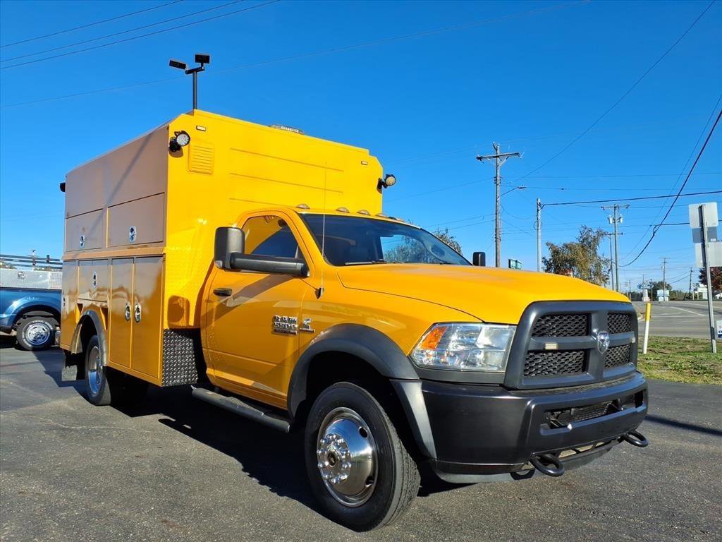 Used 2018 RAM 5500 Tradesman w/ Power & Remote Entry Group image 3