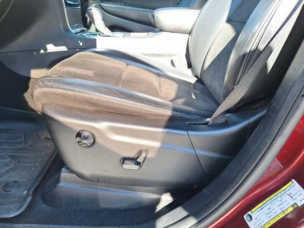 Used 2021 Jeep Grand Cherokee Laredo X image 27