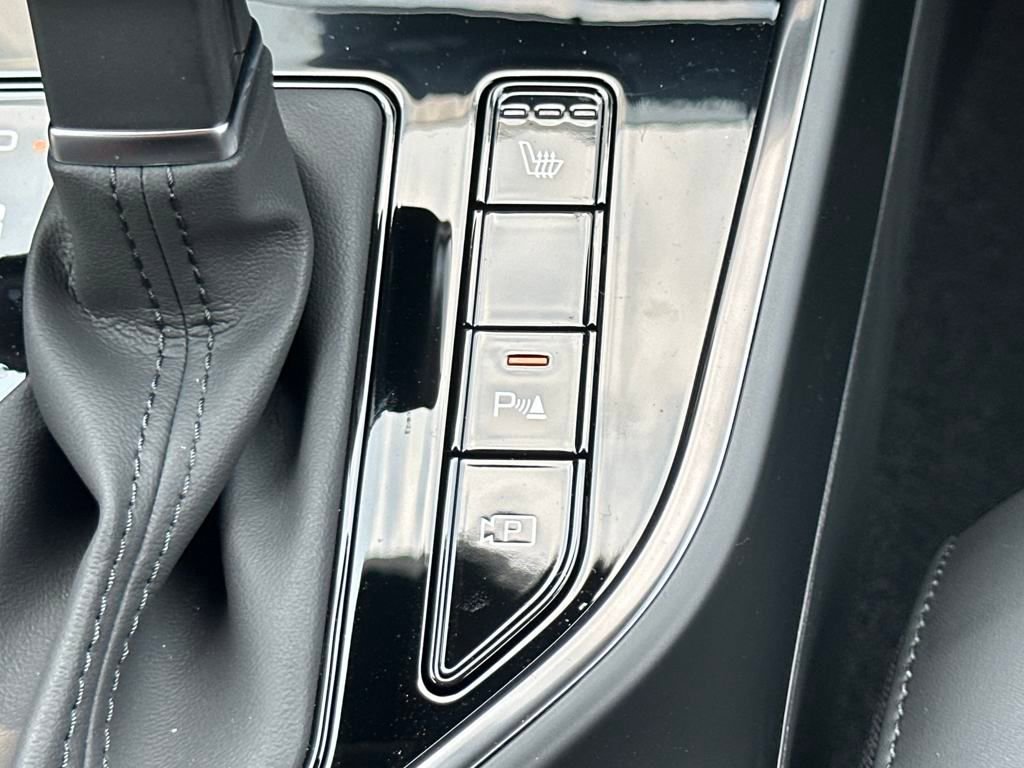 New 2025 Kia Niro EX image 25