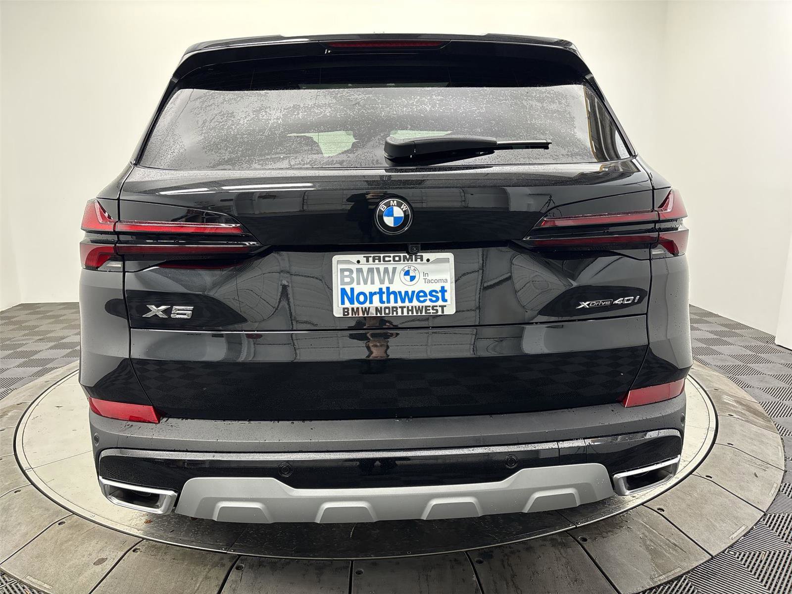 New 2026 BMW X5 xDrive40i w/ Climate Comfort Package image 15