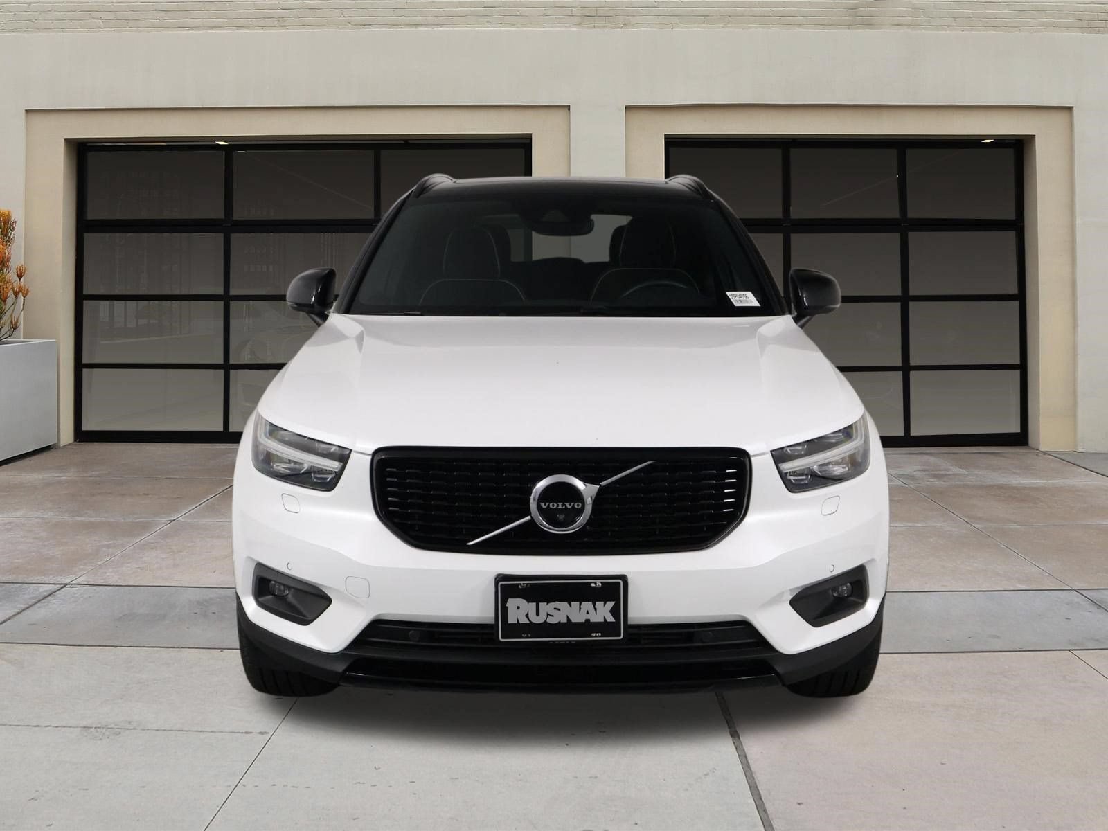 Certified 2022 Volvo XC40 T5 R-Design w/ Advanced Package AWD/4WD image 6