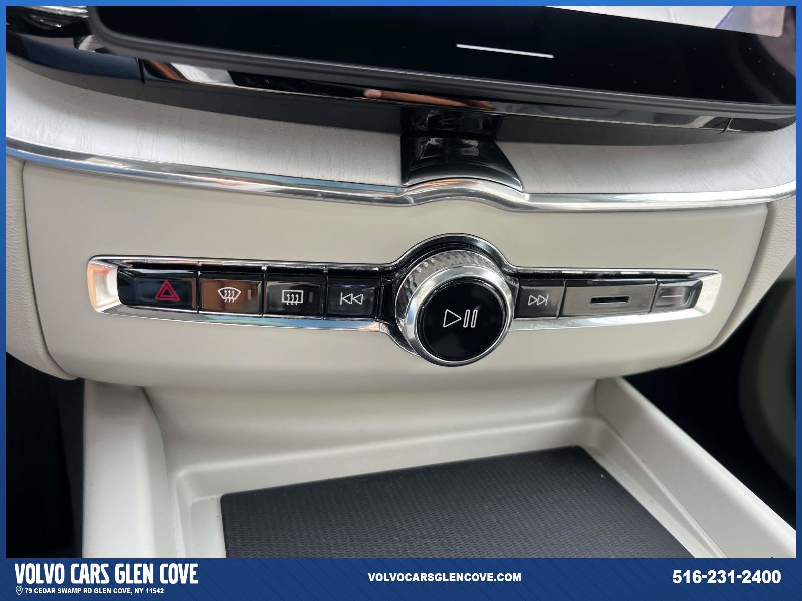 Used 2026 Volvo XC60 B5 Ultra w/ Protection Package Premier AWD/4WD image 29