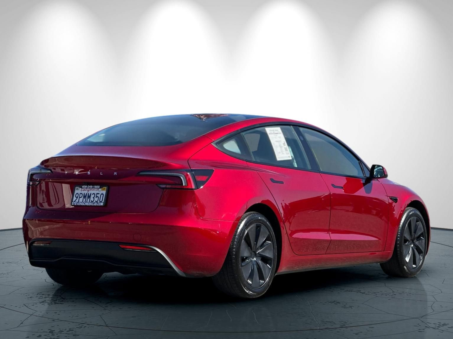 Used 2024 Tesla Model 3 Standard Range image 4