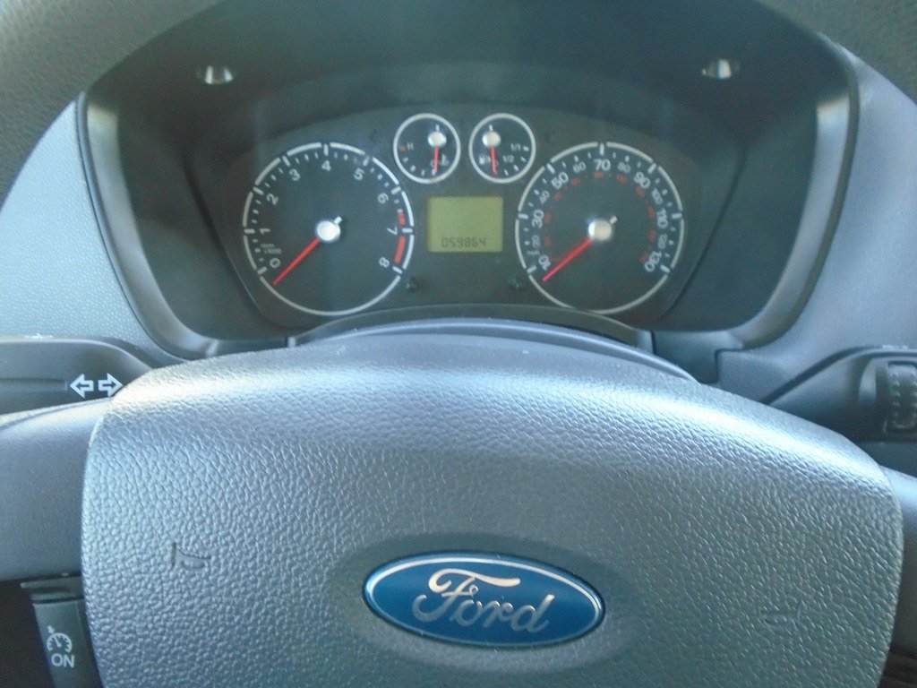Used 2010 Ford Transit Connect XLT FWD image 28