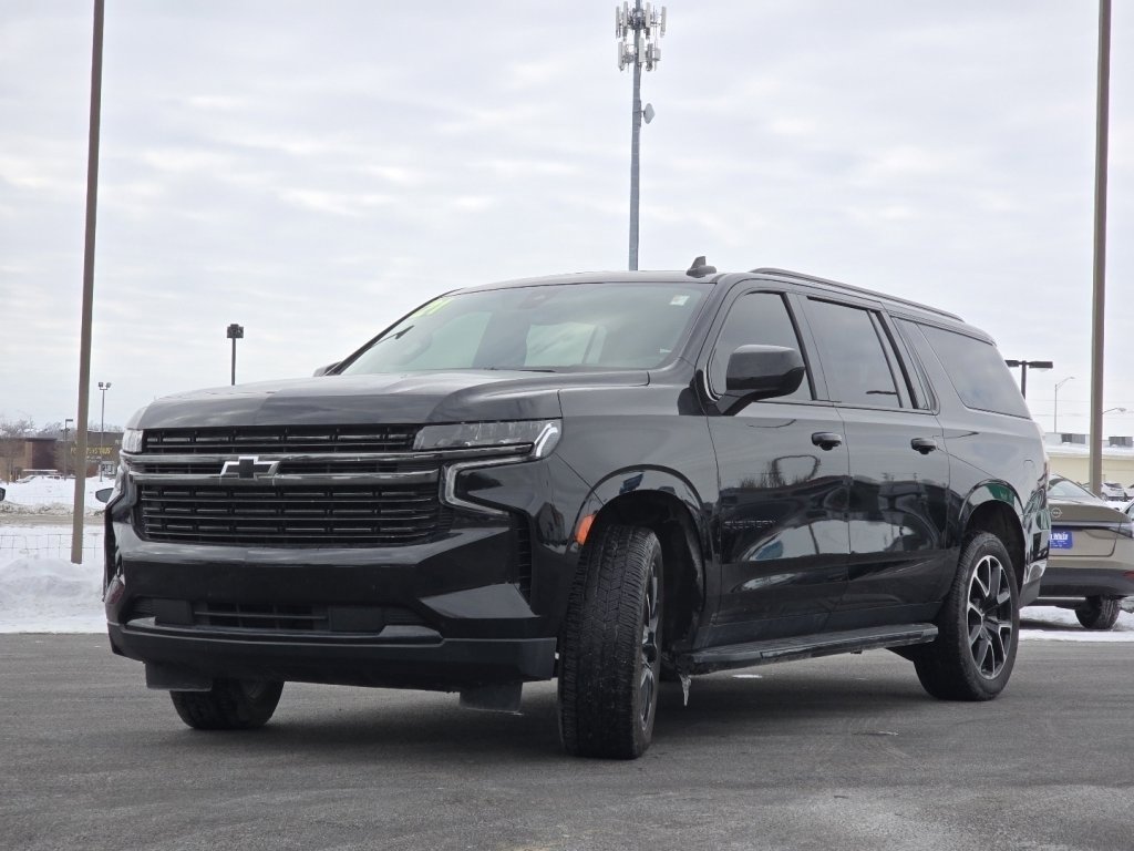 Used 2021 Chevrolet Suburban RST w/ Rear Media and Nav Package image 9