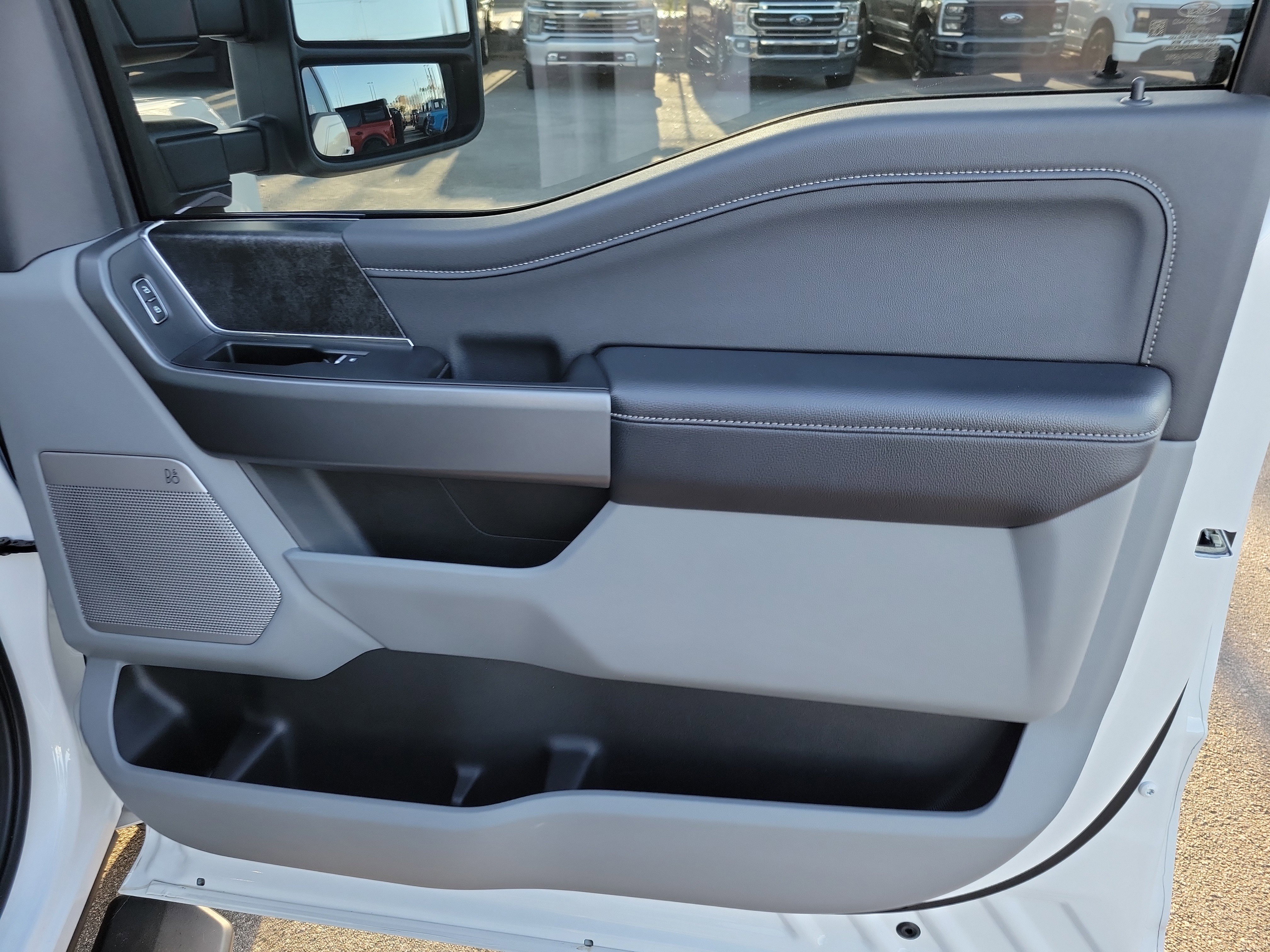 Used 2024 Ford F250 XLT w/ XLT Premium Package image 28