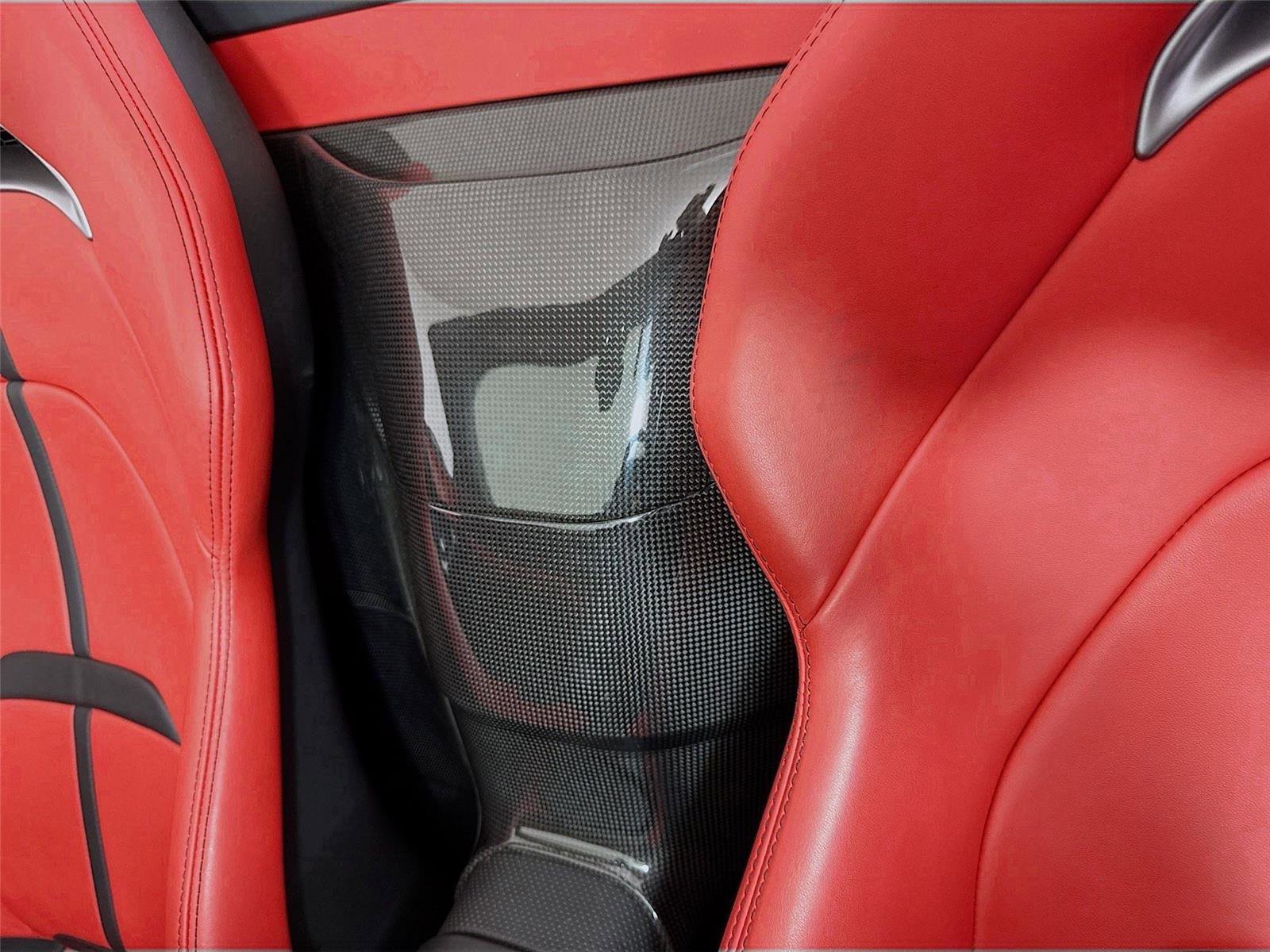 Used 2022 Ferrari SF90 Spider image 26