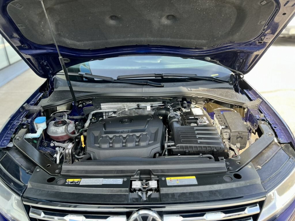 Used 2021 Volkswagen Tiguan SEL AWD/4WD image 7