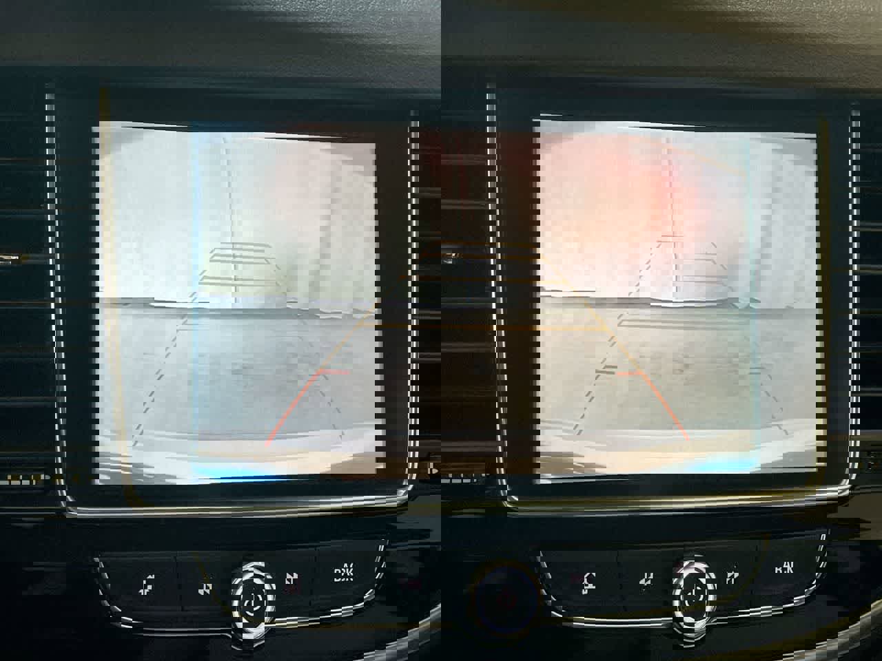 Used 2020 Buick Encore Preferred image 17