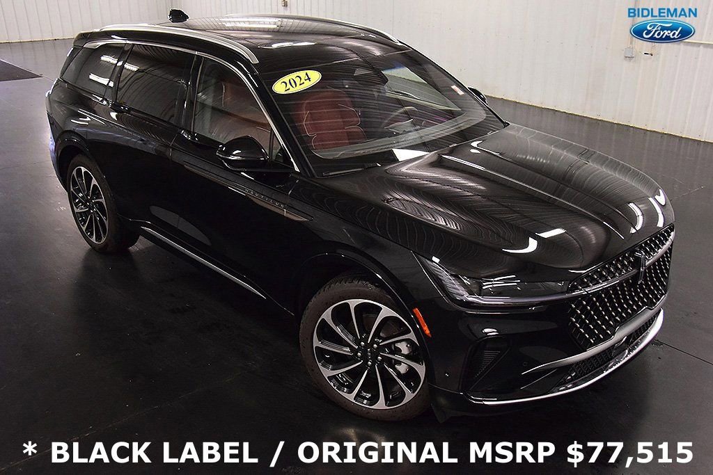 Used 2024 Lincoln Nautilus Black Label image 9