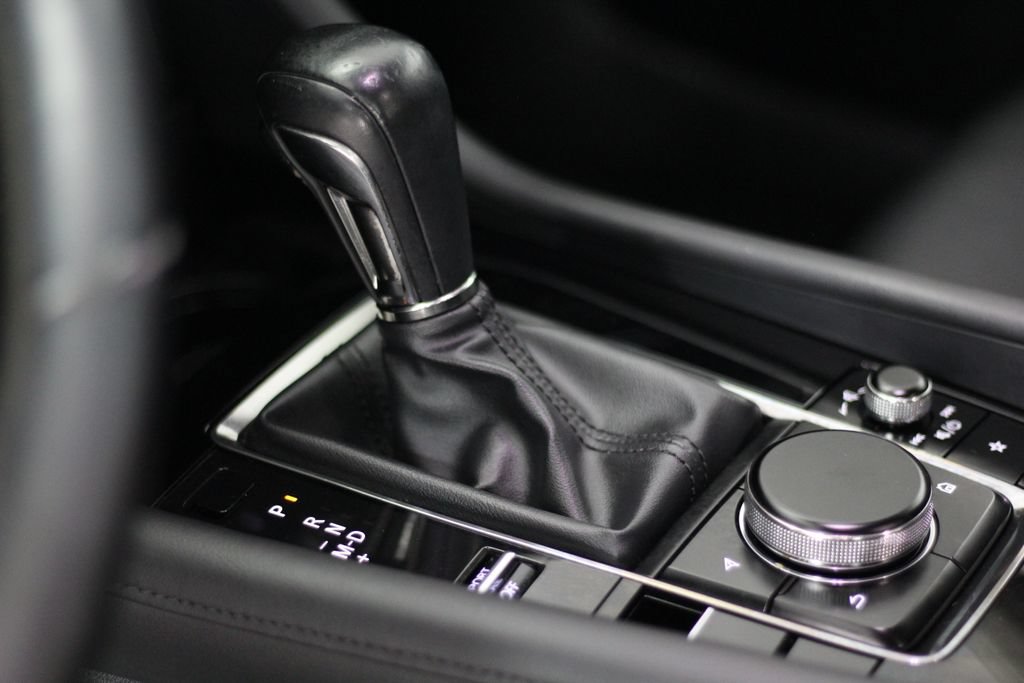 Used 2019 MAZDA MAZDA3 Sedan w/ Preferred Package FWD image 27