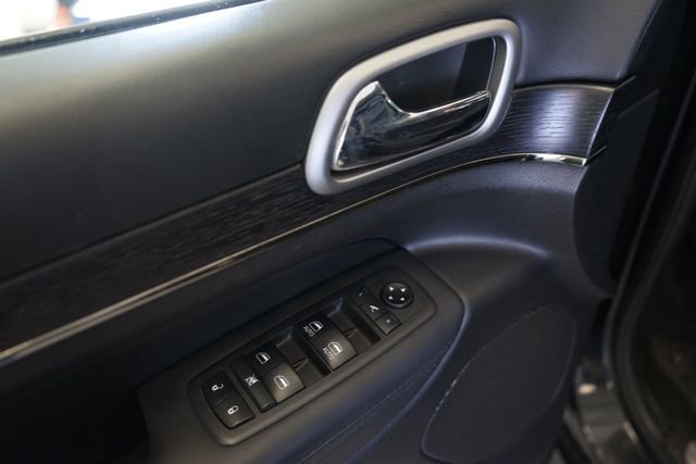 Used 2018 Jeep Grand Cherokee High Altitude AWD/4WD image 11