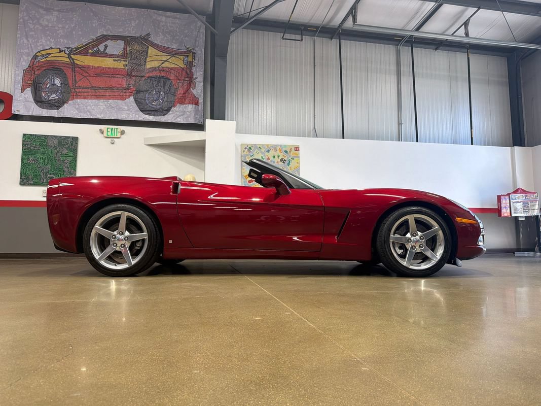 Used 2006 Chevrolet Corvette Convertible w/ Preferred Equipment Group RWD image 50