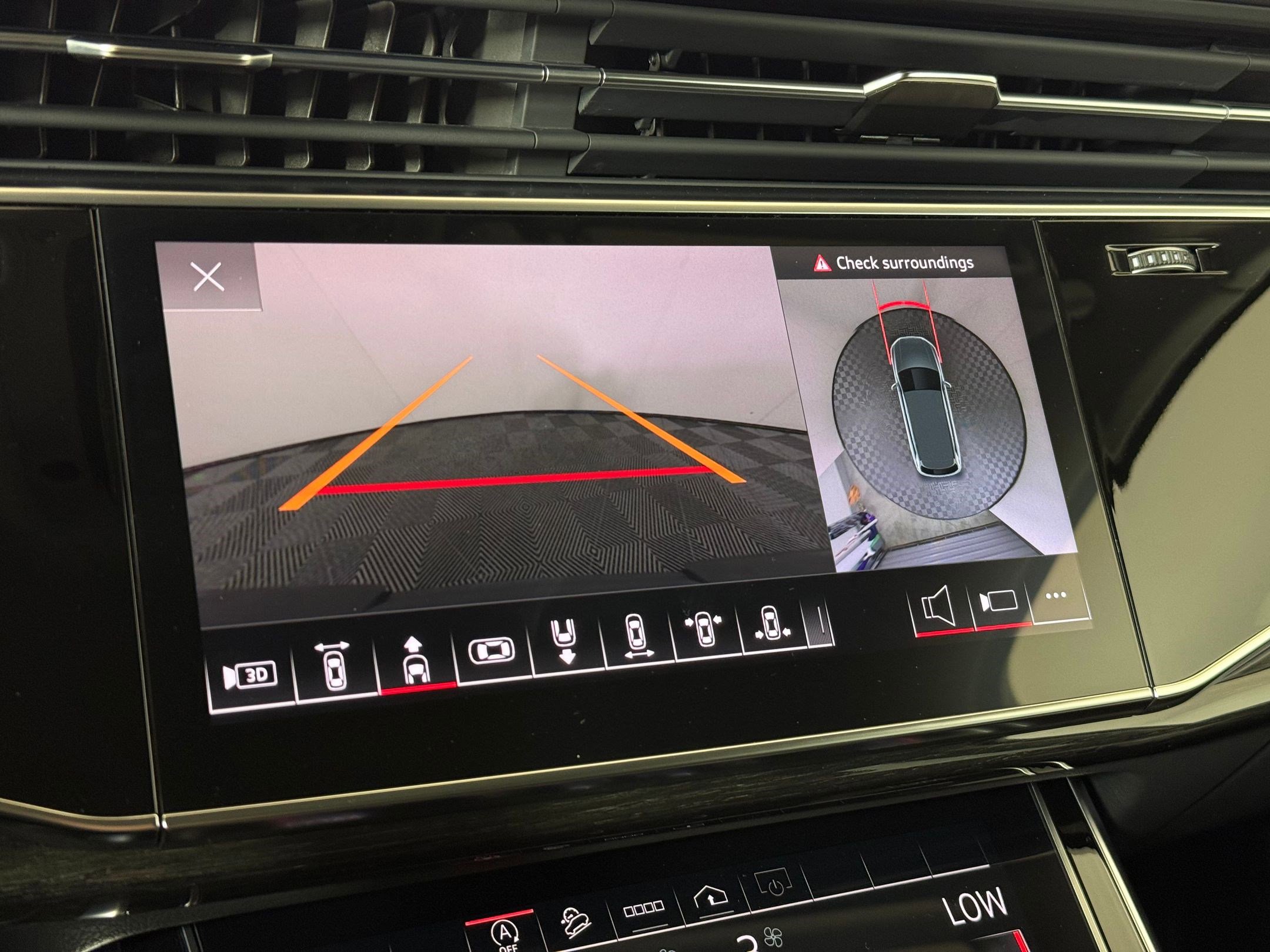 Certified 2022 Audi Q7 Premium Plus w/ Premium Plus Package image 28