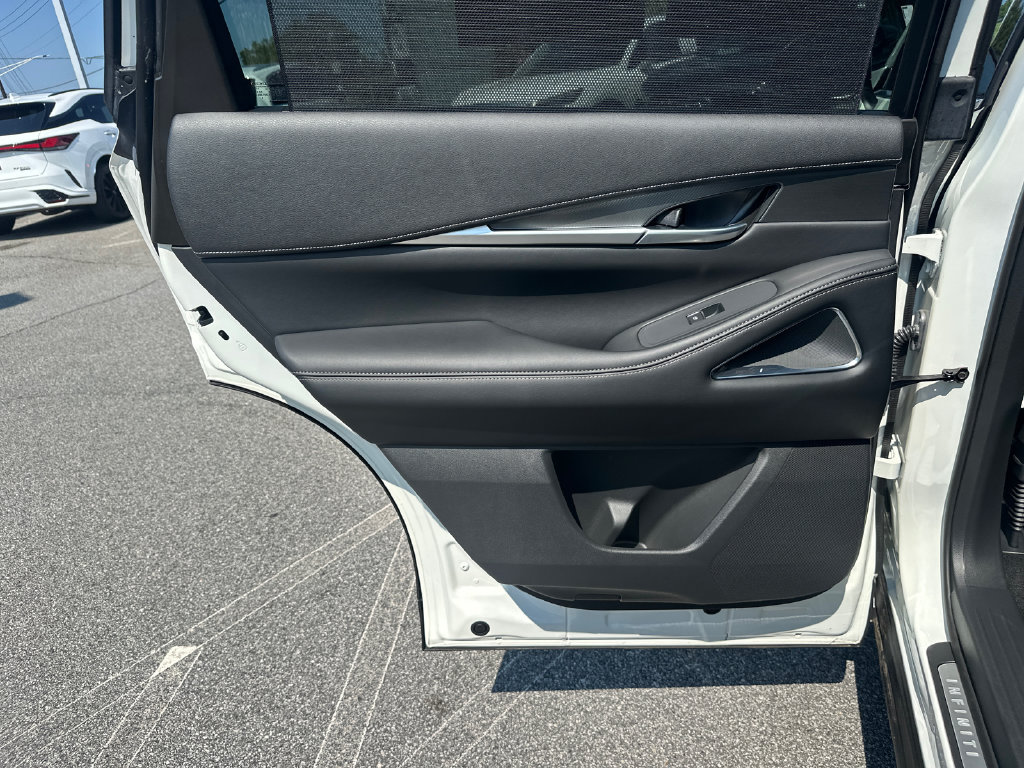 Certified 2025 INFINITI QX60 Luxe AWD/4WD image 18