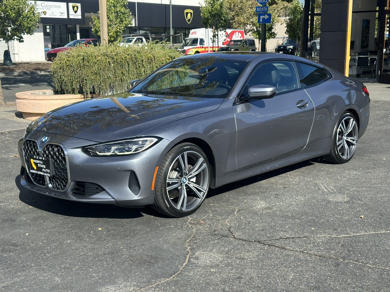 Used 2022 BMW 430i xDrive Coupe w/ Convenience Package AWD/4WD image 3