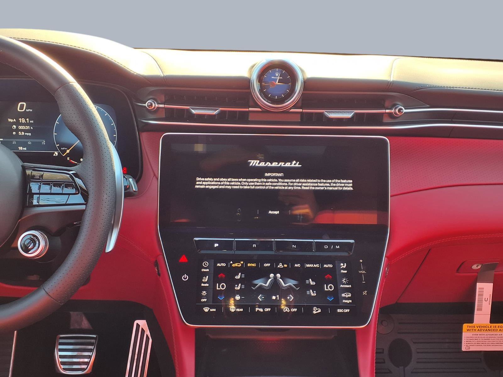 New 2026 Maserati Grecale Modena image 13