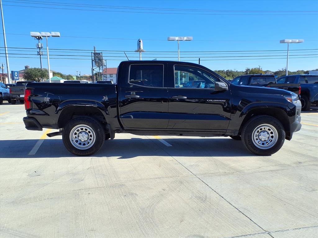 Used 2024 Chevrolet Colorado W/T w/ WT Convenience Package image 4